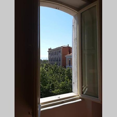 Nella Vecchia Pescara Apartment Luaran gambar