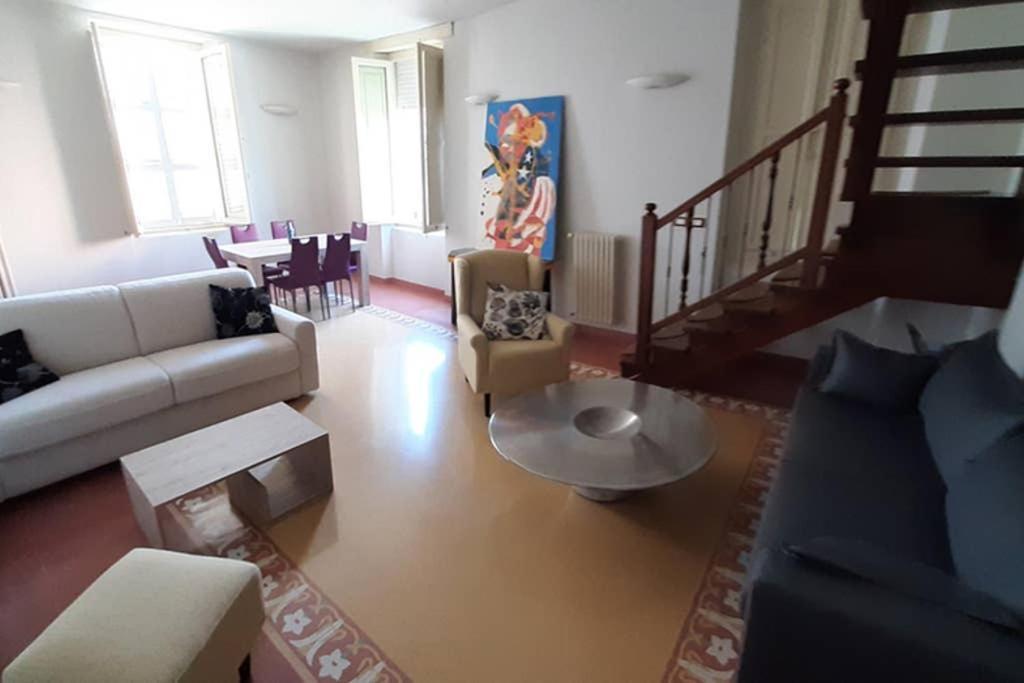 Nella Vecchia Pescara Apartment Luaran gambar