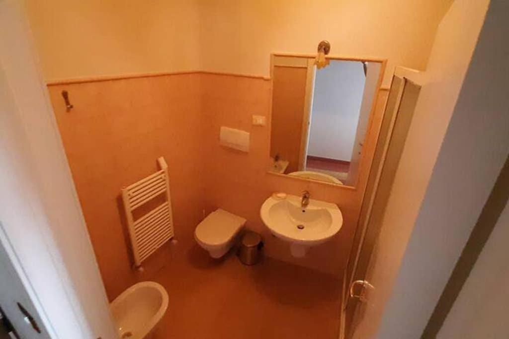 Nella Vecchia Pescara Apartment Luaran gambar